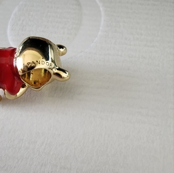 Pandora Disney Winnie the Pooh Bear Charm - Picture 11 of 11